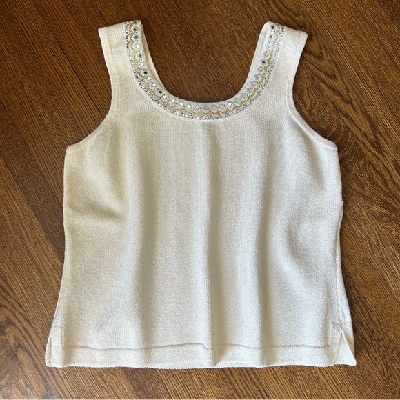 St. John cream sweater shell with sequins - Picture 1 of 13